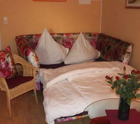 Апартаменты Ferienwohnung Wasserrose Санкт-Петер-Ординг